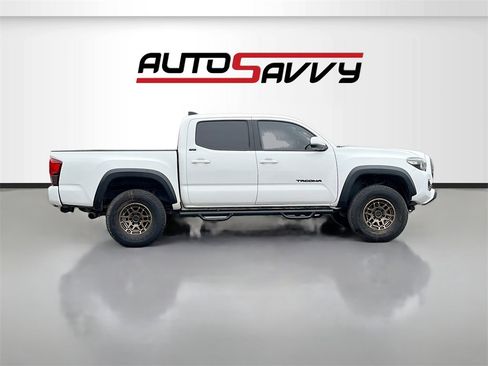 Used 2023 Toyota Tacoma 4x4 Double Cab image 8
