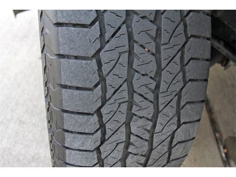 Used 2020 Ford F150 Platinum w/ Equipment Group 701A Luxury image 25