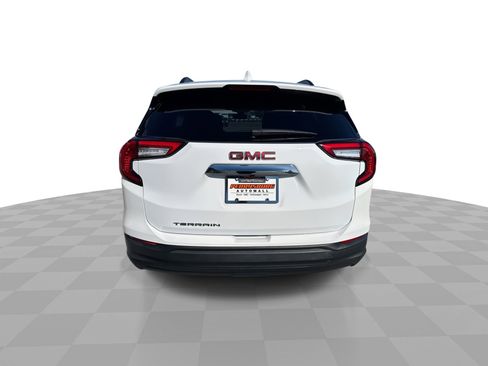 Certified 2023 GMC Terrain SLE w/ Driver Convenience Package image 7