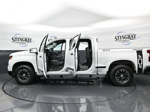 Used 2024 Chevrolet Silverado 1500 W/T w/ WT Value Package AWD/4WD image 37
