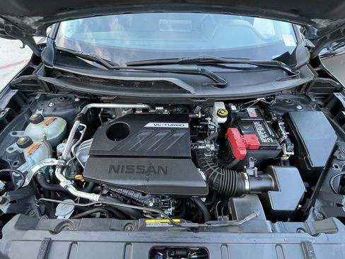 Used 2024 Nissan Rogue SV image 26