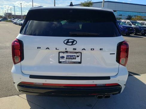 Used 2024 Hyundai Palisade Calligraphy image 6