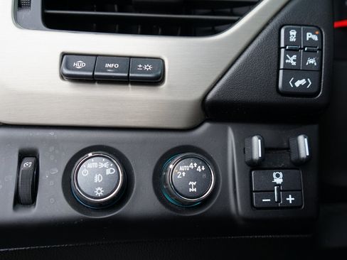 Used 2019 GMC Yukon Denali w/ Denali Ultimate Package image 15