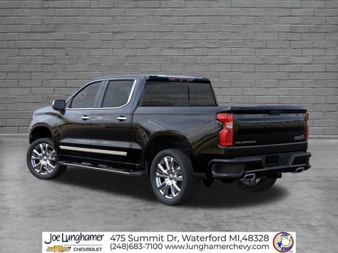 New 2026 Chevrolet Silverado 1500 High Country w/ Technology Package AWD/4WD image 3