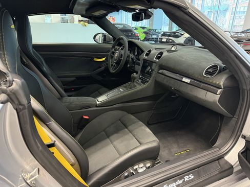 Used 2025 Porsche 718 Boxster Spyder RS image 25