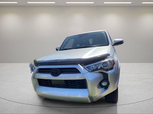 Used 2021 Toyota 4Runner SR5 Premium w/ Moonroof Package RWD image 5