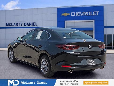 Used 2021 MAZDA MAZDA3 s FWD image 4