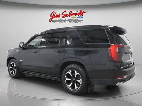 Used 2025 GMC Yukon AT4 AWD/4WD image 4