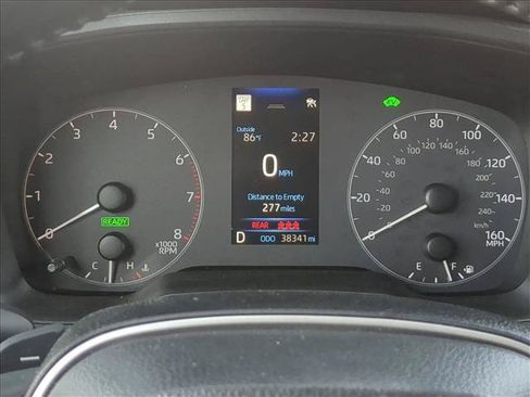 Used 2024 Toyota Corolla Cross AWD Hybrid w/ Moonroof Package image 10