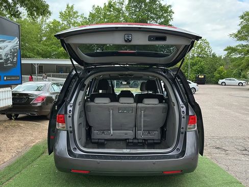Used 2015 Honda Odyssey Touring image 10