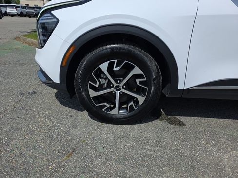 Certified 2024 Kia Sportage EX AWD/4WD image 26