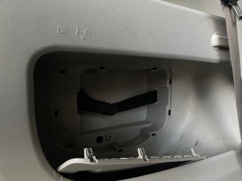 Used 2018 Chrysler Pacifica L image 12