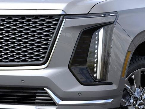 New 2026 Cadillac Escalade Luxury w/ LPO, Radiant Package AWD/4WD image 10
