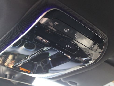 Certified 2025 Mercedes-Benz GLC 300 4MATIC image 32