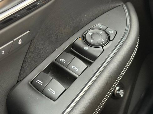 Used 2023 Buick Envision Essence w/ Sport Touring Package image 21