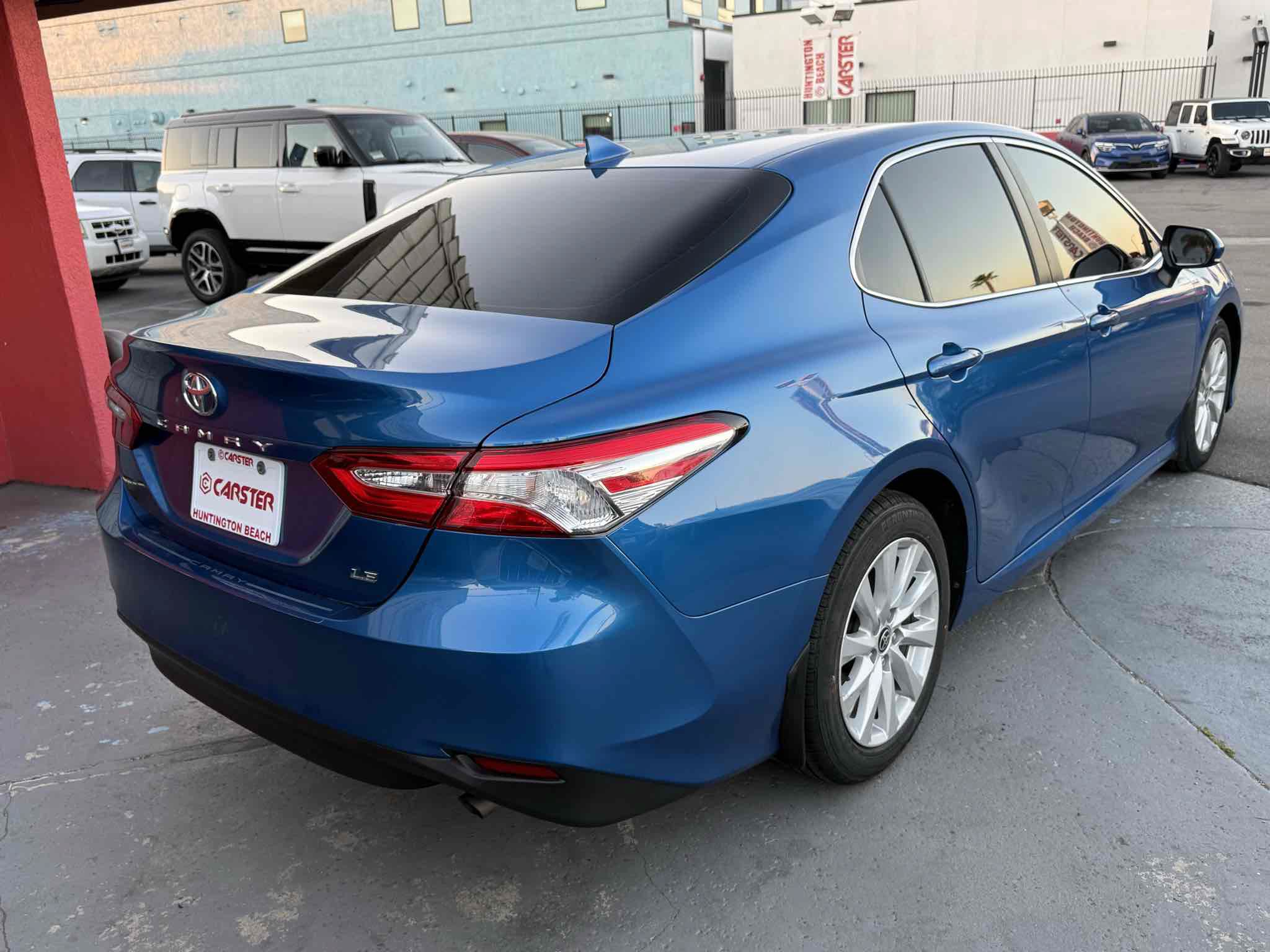 Used 2020 Toyota Camry LE w/ Carpet Mat Package FWD image 41