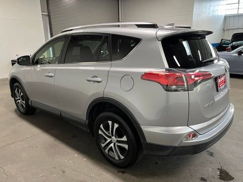 Used 2018 Toyota RAV4 LE w/ All Weather Liner Package AWD/4WD image 5
