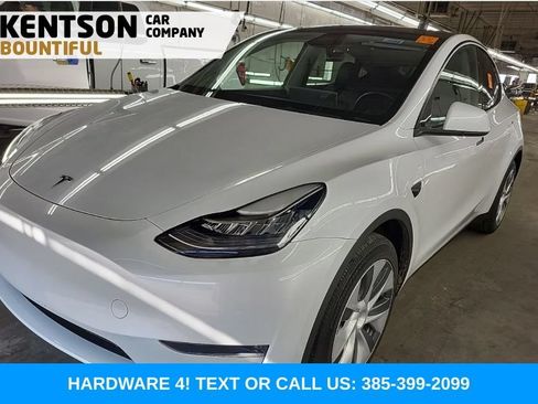 Used 2023 Tesla Model Y Long Range AWD/4WD image 1