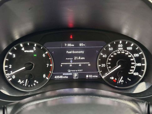 Used 2020 INFINITI QX50 Essential w/ Edition 30 Package AWD/4WD image 22