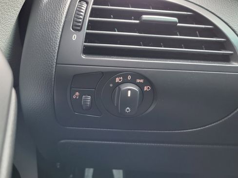 Used 2006 BMW M6 Coupe image 30