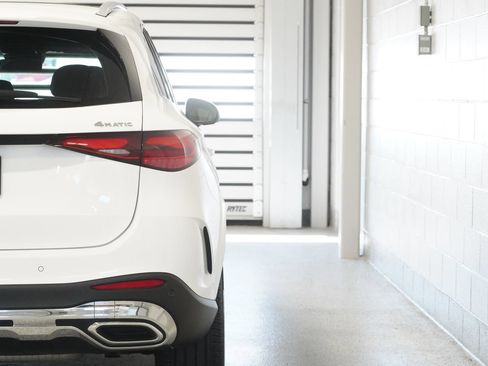 Certified 2023 Mercedes-Benz GLC 300 4MATIC image 10