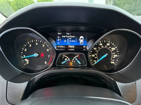 Used 2016 Ford Focus SE w/ Equipment Group 201A FWD image 26