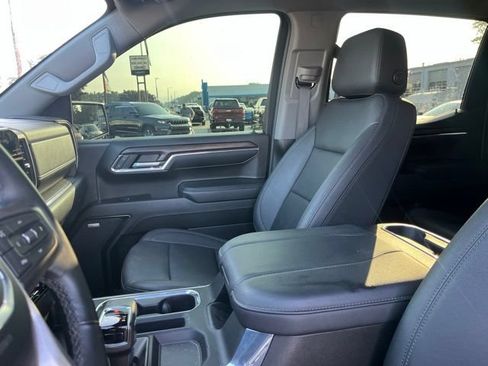 Used 2024 GMC Sierra 1500 SLT w/ SLT Premium Plus Package AWD/4WD image 10