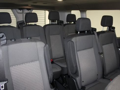 Used 2023 Ford Transit 350 XLT image 32