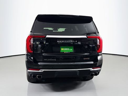 Used 2025 GMC Yukon XL Denali RWD image 8