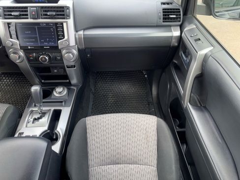 Used 2024 Toyota 4Runner SR5 AWD/4WD image 15