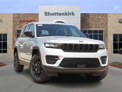 New 2025 Jeep Grand Cherokee Altitude