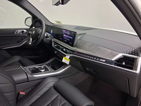 New 2026 BMW X5 sDrive40i w/ Parking Assistance Package image 30