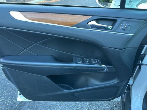 Used 2019 Lincoln MKC Reserve w/ MKC Climate Package image 43