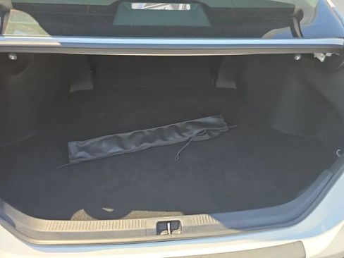 Used 2020 Toyota Camry SE FWD image 23