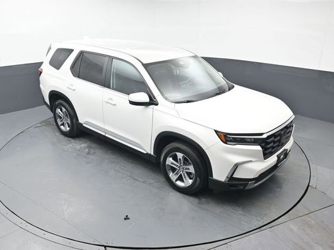 Certified 2023 Honda Pilot EX-L image 46