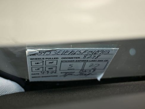 Used 2025 Tesla Model 3 Long Range image 9