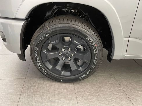 New 2026 RAM 1500 4x4 Crew Cab image 10