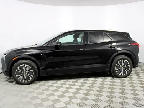 Used 2024 Chevrolet Blazer EV LT AWD/4WD image 25