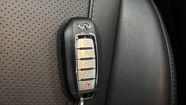 Used 2023 INFINITI QX60 Luxe AWD/4WD image 21