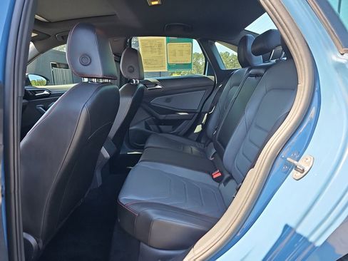Used 2025 Volkswagen Jetta GLI Autobahn FWD image 19