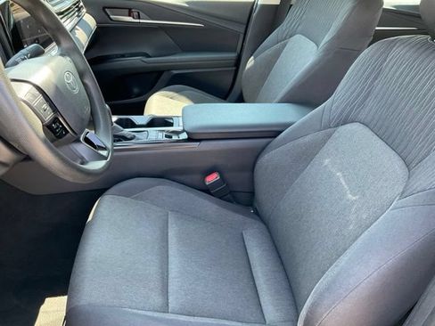 Used 2025 Toyota Camry LE FWD image 5