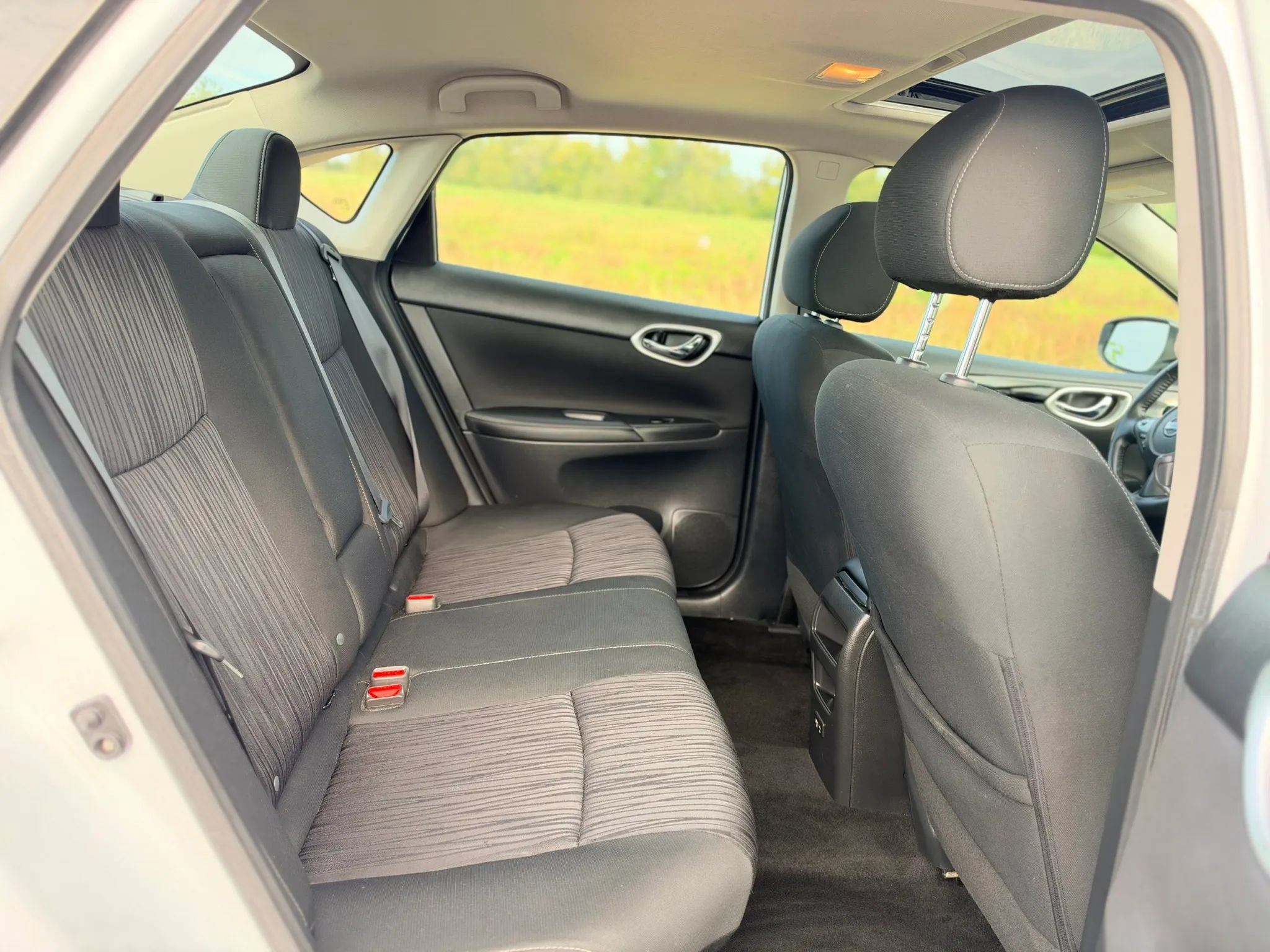 Used 2019 Nissan Sentra SV w/ Special Edition Package FWD image 26