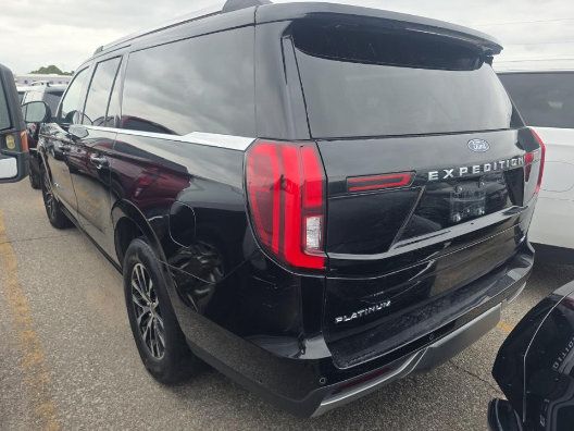 Used 2025 Ford Expedition Max Platinum AWD/4WD image 7
