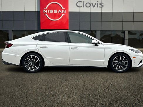 Used 2022 Hyundai Sonata Limited w/ Winter Weather Package image 9