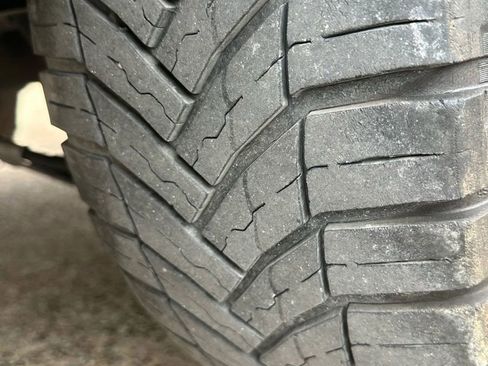 Used 2017 Ford Transit 250 148 Medium Roof image 37