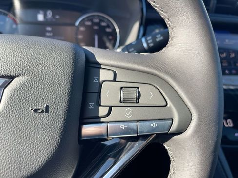 Used 2024 Cadillac XT6 Premium Luxury image 18