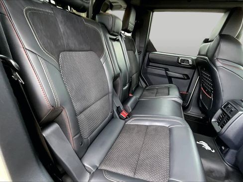 Used 2025 Ford Bronco Raptor AWD/4WD image 24