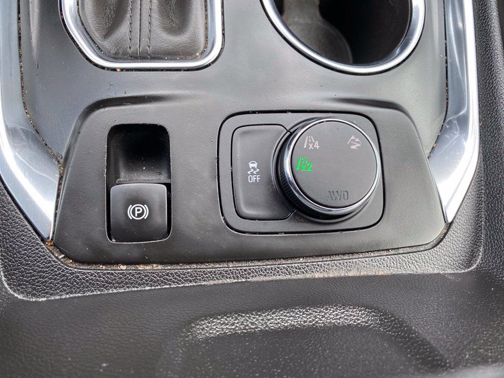Used 2019 Chevrolet Traverse LS w/ LPO, Floor Liner Package AWD/4WD image 20