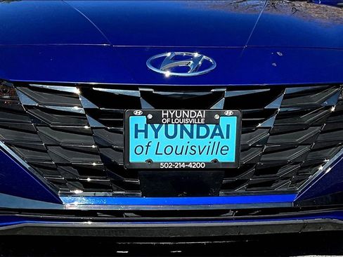 Used 2022 Hyundai Elantra Limited image 28