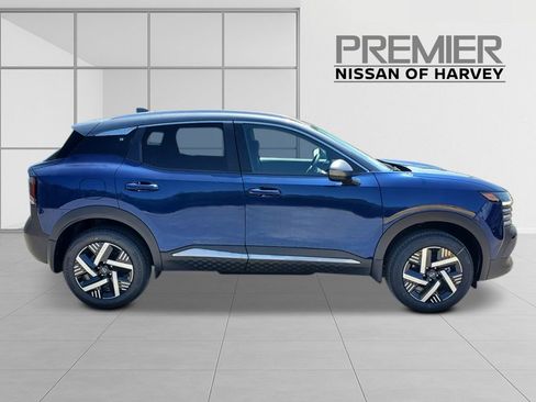 New 2026 Nissan Kicks SV w/ SV Premium Package FWD image 7